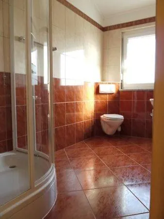 Appartamento Mit Pool, Garten Und Meerblick