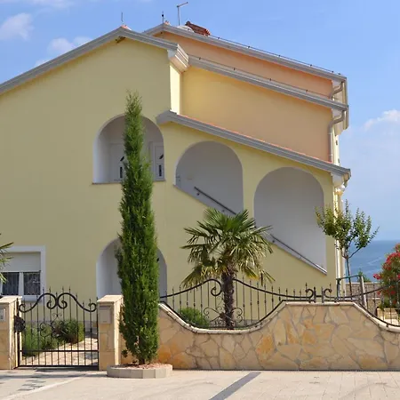 Apartment Mit Pool, Garten Und Meerblick Savudrija