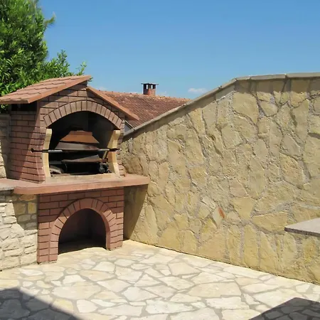 Daire Mit Pool, Garten Und Meerblick Savudrija
