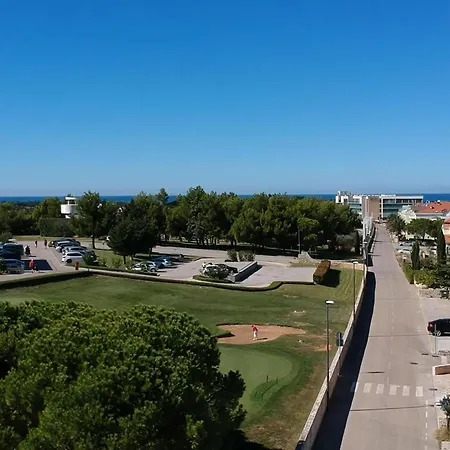 Mit Pool, Garten Und Meerblick Savudrija
